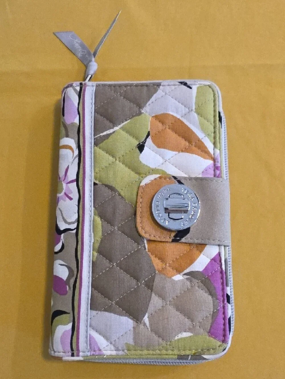 Vera Bradley Turnlock Clutch Wallet w/ Retired Portobello Road Floral Pattern